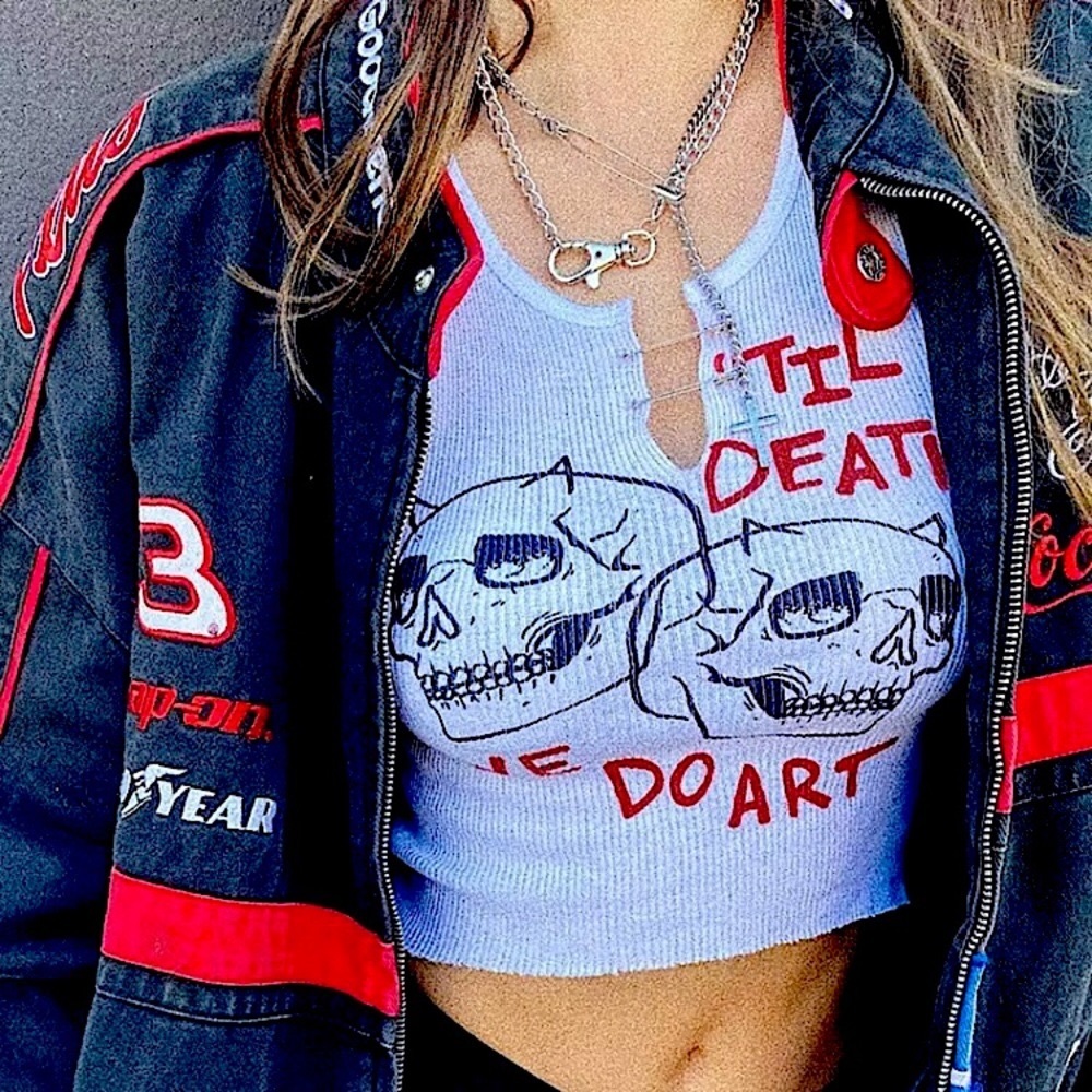 Til death 💀 safety pin crop top